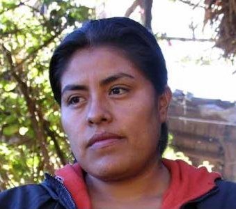 Las mujeres tienen prohibida la entrada en la asamblea del pueblo